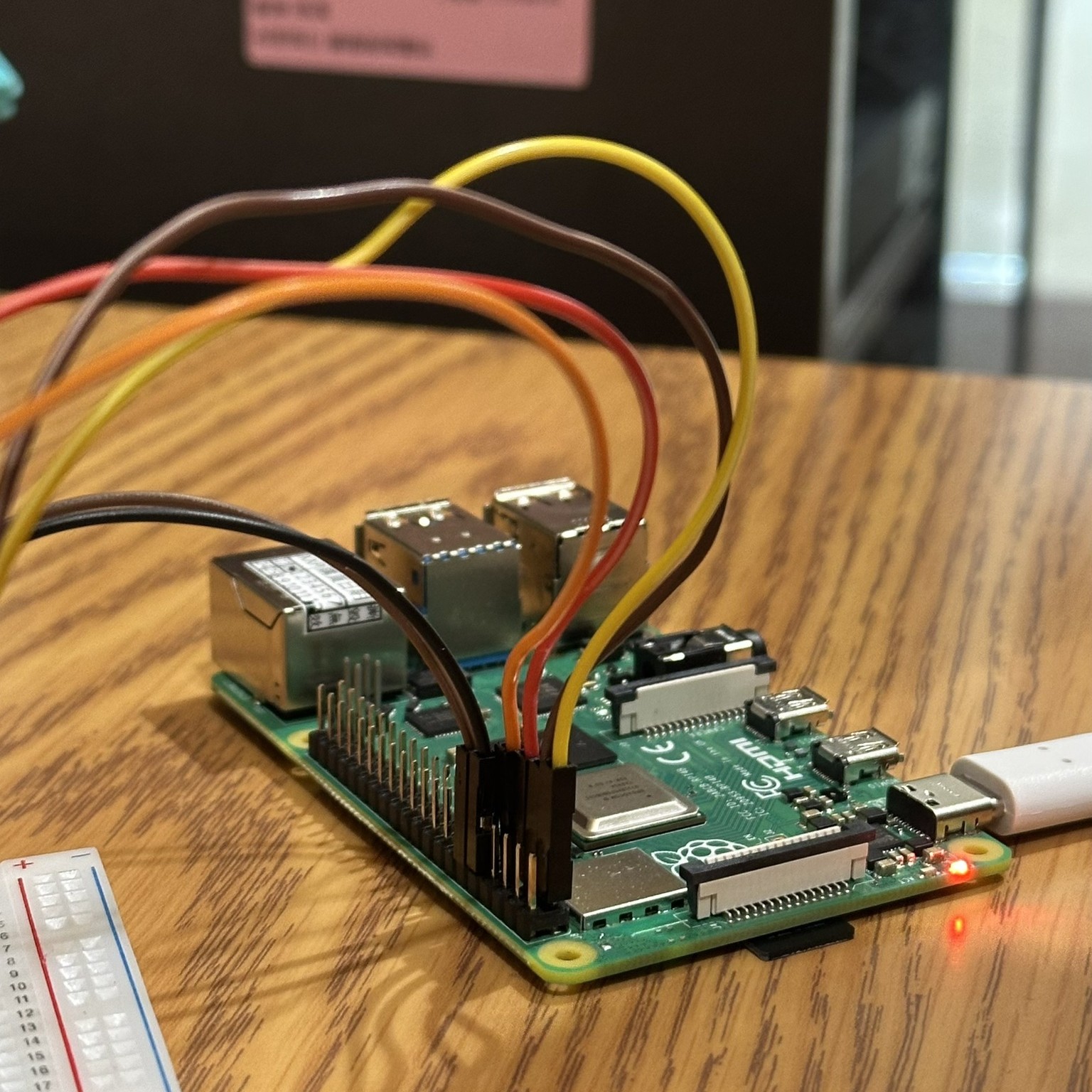 Raspberry Pi 4 主板